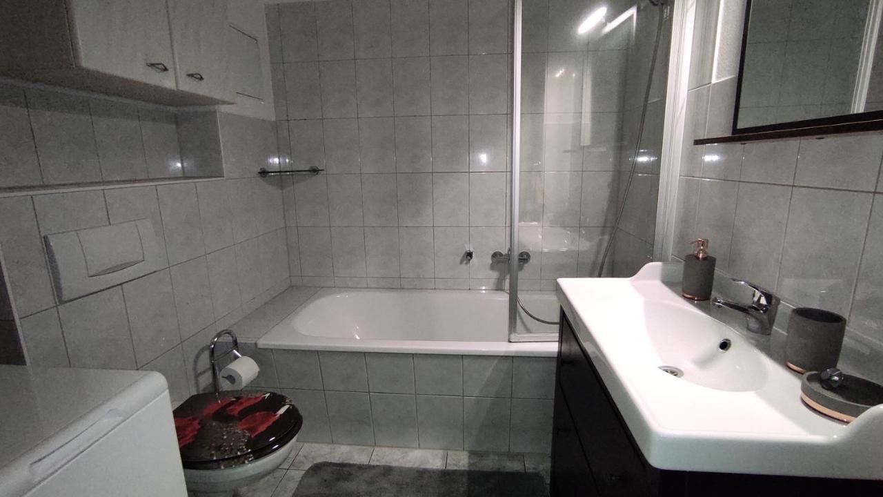 Ferienwohnung Cottbuser City Eksteriør billede